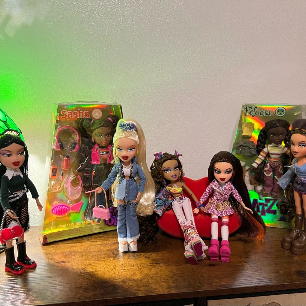 Bratz Bundle